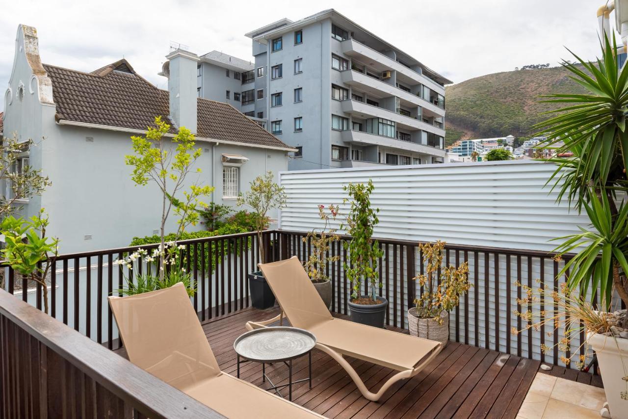Graham Rd 17 * Cape Town